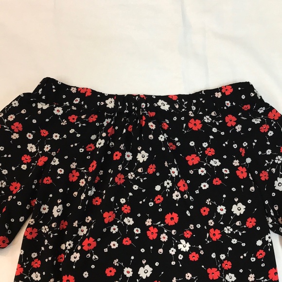 Last Chance!! NWT Michael Kors Coral Reef off shoulder blouse - Picture 7 of 7